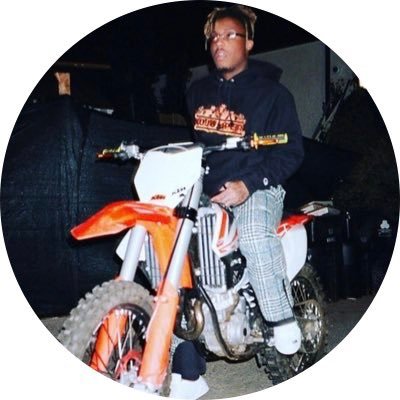 BumursSzn's profile picture. 