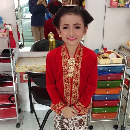 fiakeyko's profile picture. Hotelier || Singer || Photographer😂