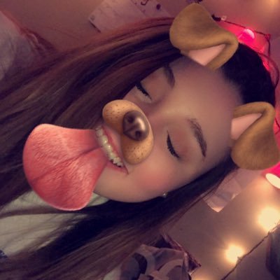 rionnarenae's profile picture. 