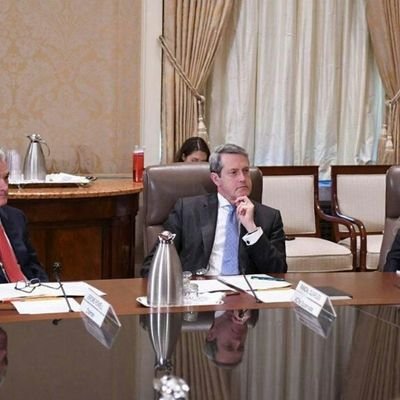 Emanuel15259250's profile picture. 