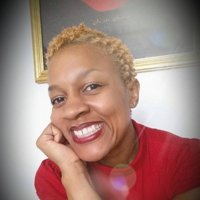 #Mompreneur @dawgelene for social sharing - @thinkroyally @sixbrownchicks @damechangers @socialfoofoo @poochalertmedia @MrsLiciMarie