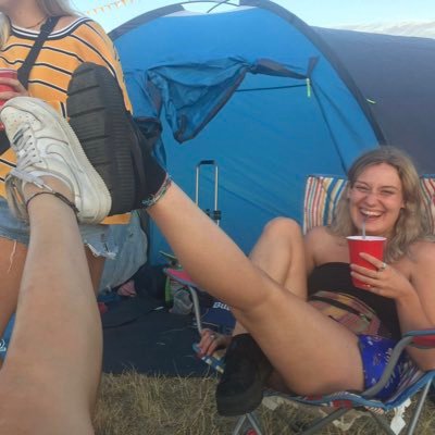 livvierenny's profile picture. 