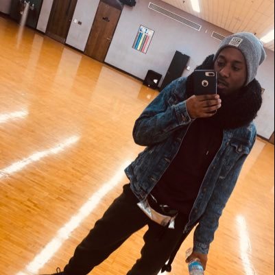 jojoavery__'s profile picture. 23 • 👑 • 🌈