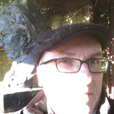 Social conservative. Roman Catholic. Lover of ancient philosophy, Aquinas, traditional virtues. Hopeless bibliophile.