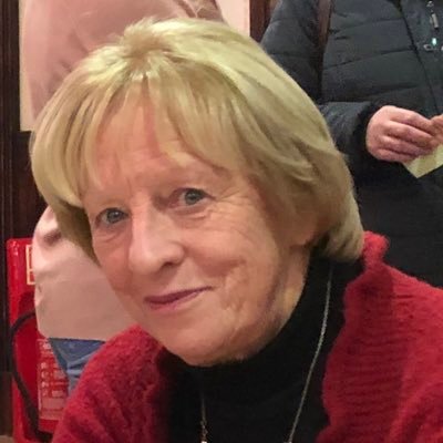Liberal Democrat representative on the Town Council in westfields Ward, Newbury. Town Mayor 2019-20 Background in education, HR and Management.