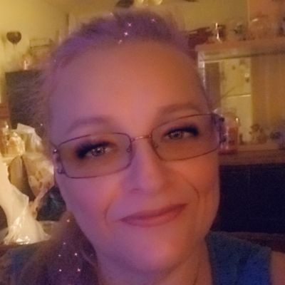 CanadianAngela's profile picture. Lets mix it up and have some fun.