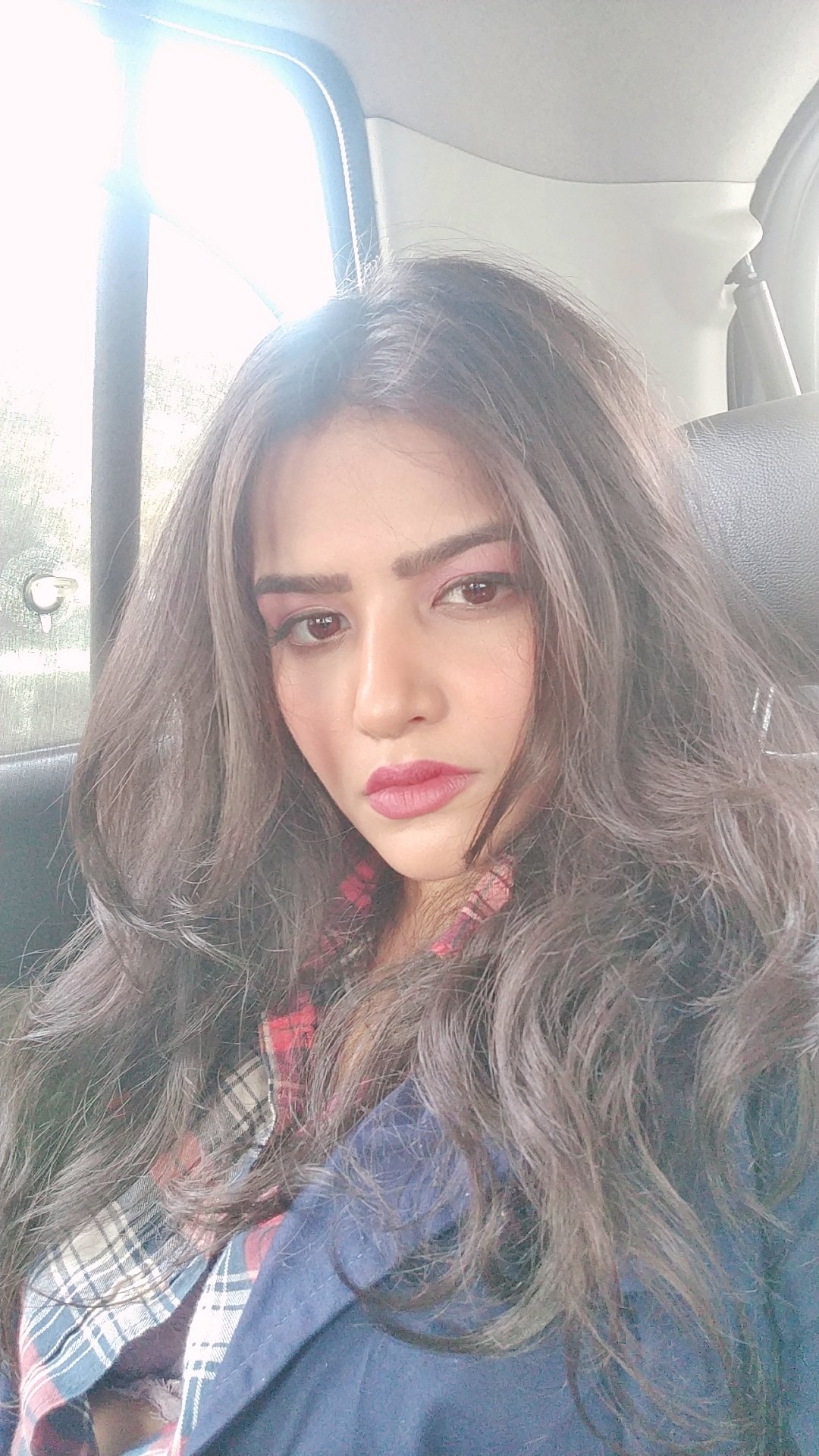 My preferred indulgence is a visual delight.
Get in touch - lubnasara28@gmail.com