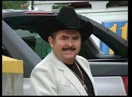 eliseoroblesr's profile picture. Cantante de profesión de la Música Norteña, originario de Valle Hermoso Tamaulipas, México, actualmente viviendo en Allende, N.L. México.