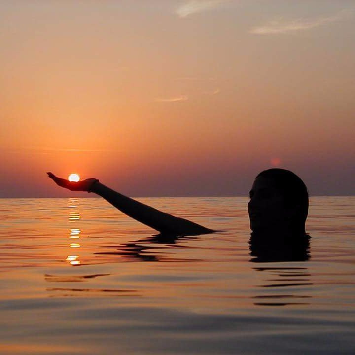 winzawmoe16's profile picture. 