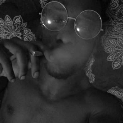 hellogoodbye512's profile picture. I holla at cha later#