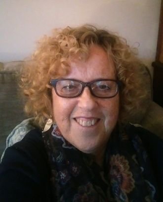 Kimpton Folk Events/aspiring bodhran player/ painter/artist
#KimptonFolk