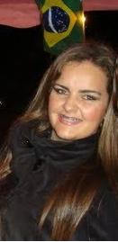 Não desista do Amor, não desista de amar... não se entregue a dor pq ela um dia vai passar...