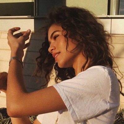 michelIejcnes's profile picture. — what if we rewrite the stars? ✨