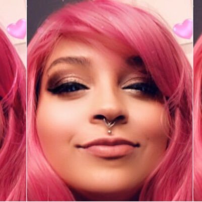 CortesErin's profile picture. murderino and engaged to fellow murderino and littlemonster ❤️🔪👯‍♀️