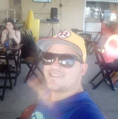 PedroF135's profile picture. felicidade