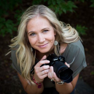 iheartbreffist's profile picture. Freelance Graphic Designer and Photographer