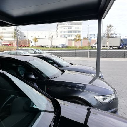 Parken am Flughafen Stuttgart.
Bei Urlaubsparker parken Sie in der ersten Reihe. Toller Service und günstige Preise. Online buchen...den Rest übernehmen wir.