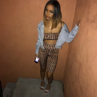 _meelahmi's profile picture. 