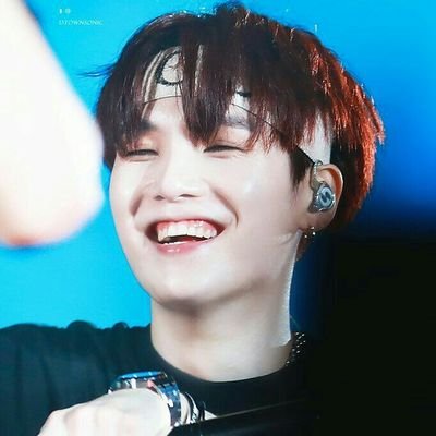 BrunaRi45270217's profile picture. SugaUtted