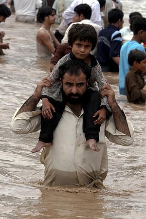Get updates about the flood situation in Pakistan.