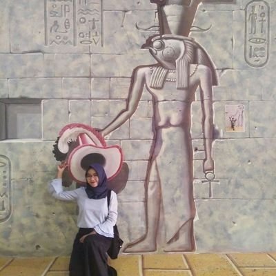 aurellia_aw's profile picture. 