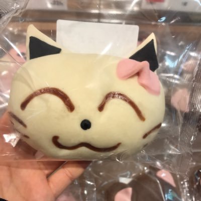 ayakichi66's profile picture. 20代顧客 茨城県在住  ヤバイTシャツ屋さんのおかげで人生はっぴー。ヤバTに人生狂わされました。 ねこと音楽と京都が大好きです。