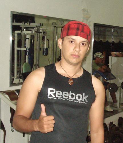 Meu nome é Lucas, tenho 29 anos
torço para o Corinthians..e adoro Rock...e sou seguidor de Jesus