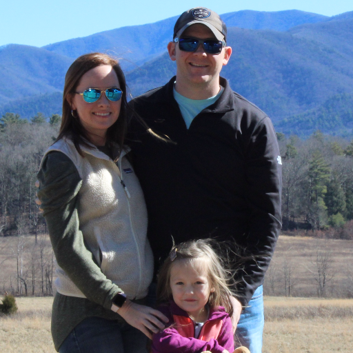 MandylynMama's profile picture. Mama, Foodie and Graphic Designer