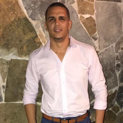 LuisOQ's profile picture. Developer and Tech