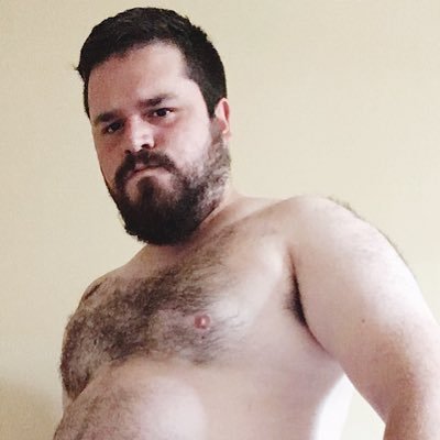 34 yo, SCL, mostly gay bears, thick dicks, and a lot of sex. Totally NSFW