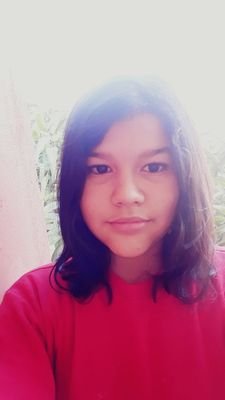Mi Nombre es. Ana y me gusta tocar el piano