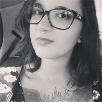 lucianalopessss's profile picture. 