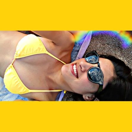 Lou251110's profile picture. • Estudiante • Bellas Artes • Bailo • Me gusta enseñar y ayudar • Amo a mi familia y a mi gato, al igual que a mi novio •