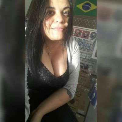 Elisabetisilva's profile picture. Não sabendo que era impossível, ela foi lá e soube!