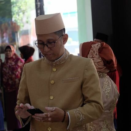 ArmyCRachman's profile picture. Ikan asli Indonesia , Arwana Super Red🇮🇩
#programfolback 
#MutualMilenial 
#MM140