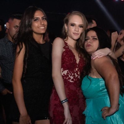 Quando quiser falar de mim, exagera, porque eu gosto de causar impacto.🧖♀️ ❤️