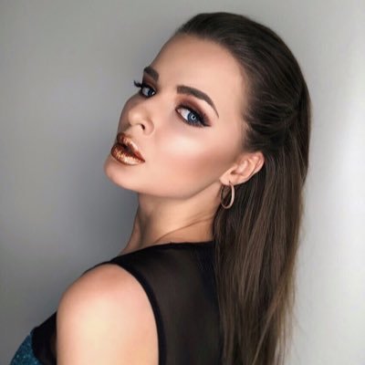 thea__chu's profile picture. 