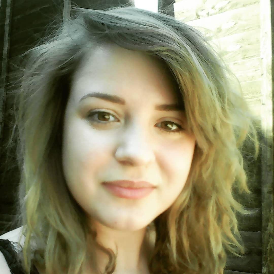 Hi Guys i'm Laura james From USA.