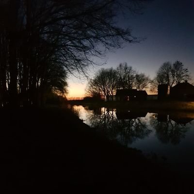 TempTech Uitzendbureau, Artra, Afgevaardigde ledenparlement FNV sector diensten(ICT); HRM; life coach, FNV lokaal. Twittert op persoonlijke titel.