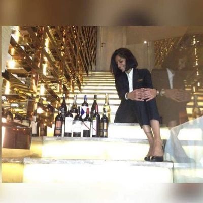 beverage lover by the day, turns to music and dance by night and an ardent reader