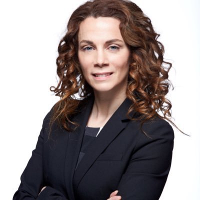 Adepte de yoga et d’escalade et fière maman. Je suis directrice du développement des affaires pour Photon etc.