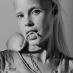 Yo-Landi Vi$$er (@yoyoyolandi) Twitter profile photo Yo-Landi Vi$$er (@yoyoyolandi) Twitter profile photo