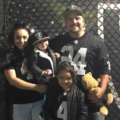 new daddy to a beautiful girl named Aria, love my girlfriend felicia. die hard Raider