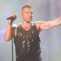 Tony Lewis (@tonyasrobbie) 's Twitter Profile