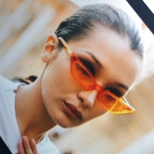bellahadid911's profile picture. in 2019 we're only stanning woke, beautiful icons like bella ❤️❤️❤️marxist 🌹