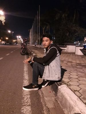 RicoWah35185095's profile picture. jangan stalking, nanti rindu