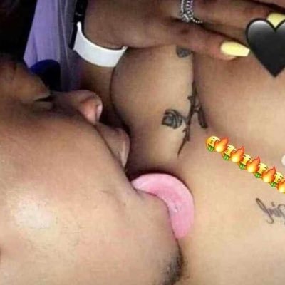 PublicProblem__'s profile picture. Stay A Mystery , It’s Better 🗡🖤