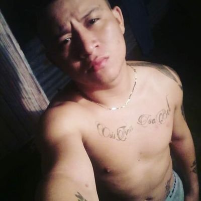 No mando foto no quiero sexo solo estoy aquí por el puto morbo no busco locos aquí