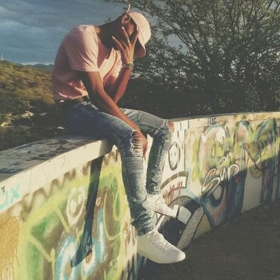 1Kvnglui's profile picture. block's hot🔥
now pick your poison☠