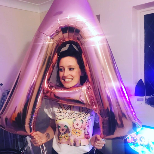 abaighmckee's profile picture. tea drinker + fiddle player. training & research @babylifeline 💙 / PhD: ballet & music during WWII 🩰